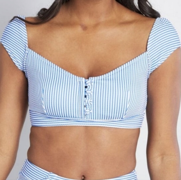 Modcloth Other - ModCloth Sissone Blue Striped bikini Top size small